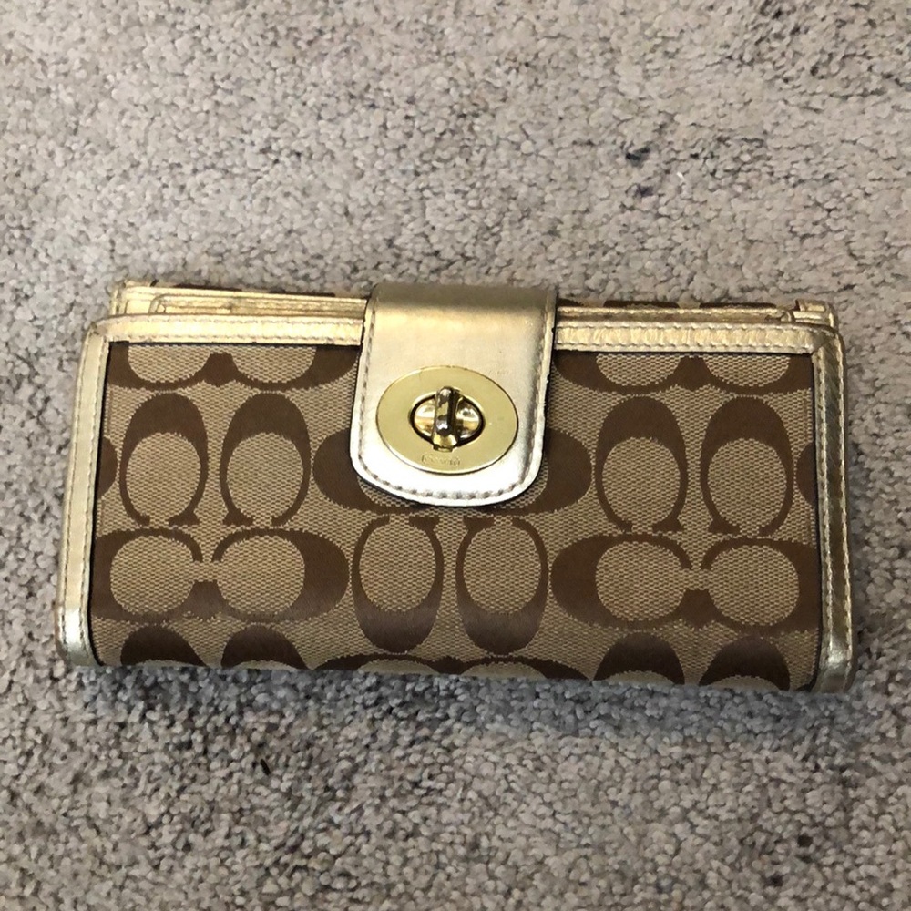 Coach wallet